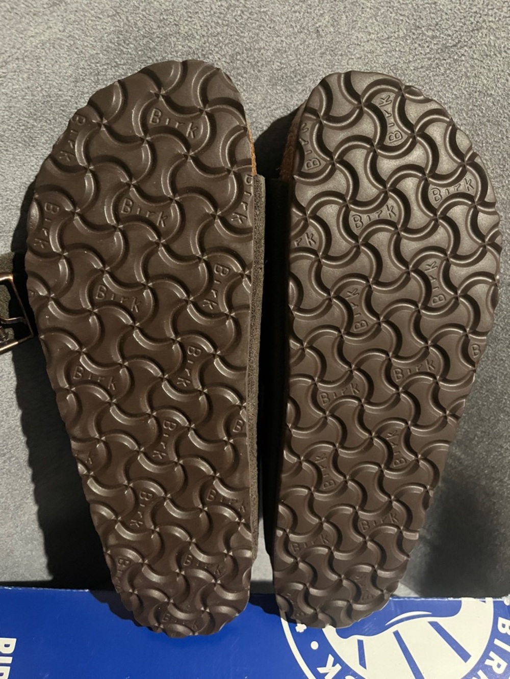 Birkenstock Women’s Arizona Sandals Soft Footbed Mocha Size 9 US - Picture 13 of 14